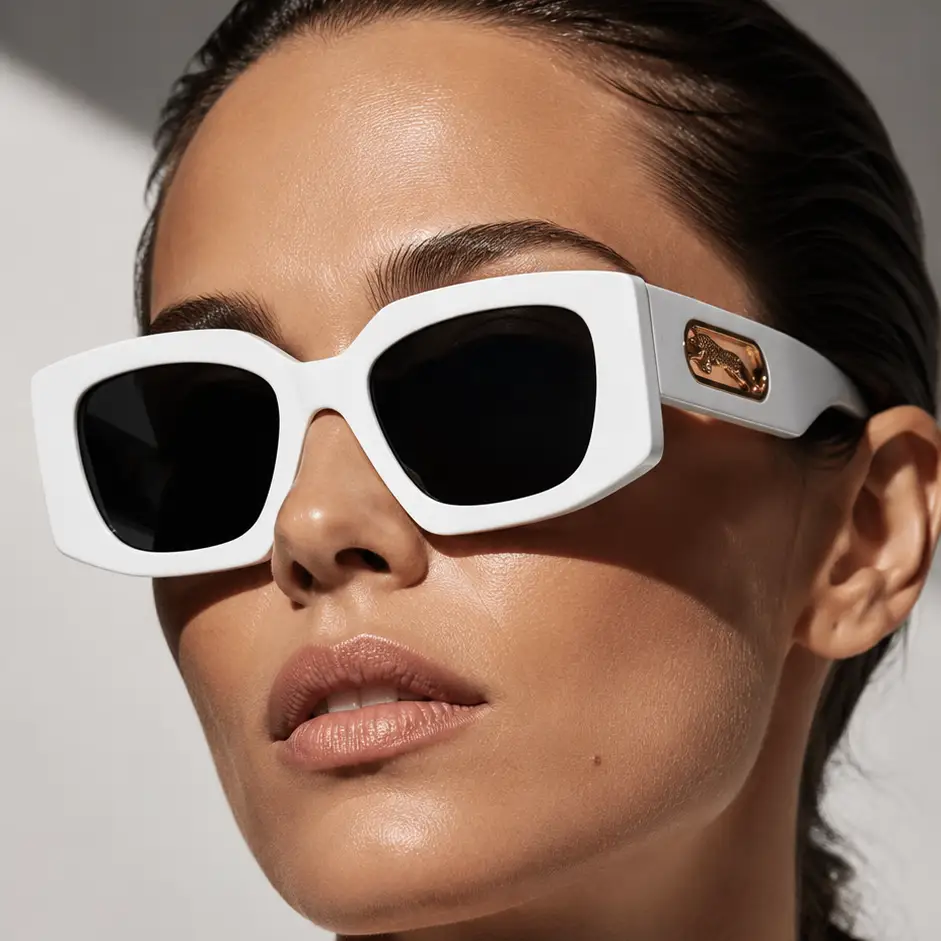 Women's Retro Oval Sunglasses Black Small Frame Fashion Brand Trendy Hot Points Sun Glasses Ladies Star Shades UV400 Eyewear by Hegichi