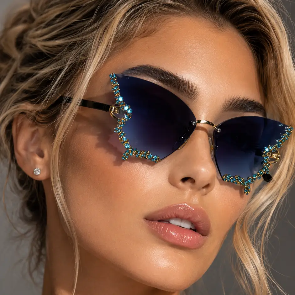 Diamond Butterfly Sunglasses – Y2K Rimless Oversized UV400 by Hegichi