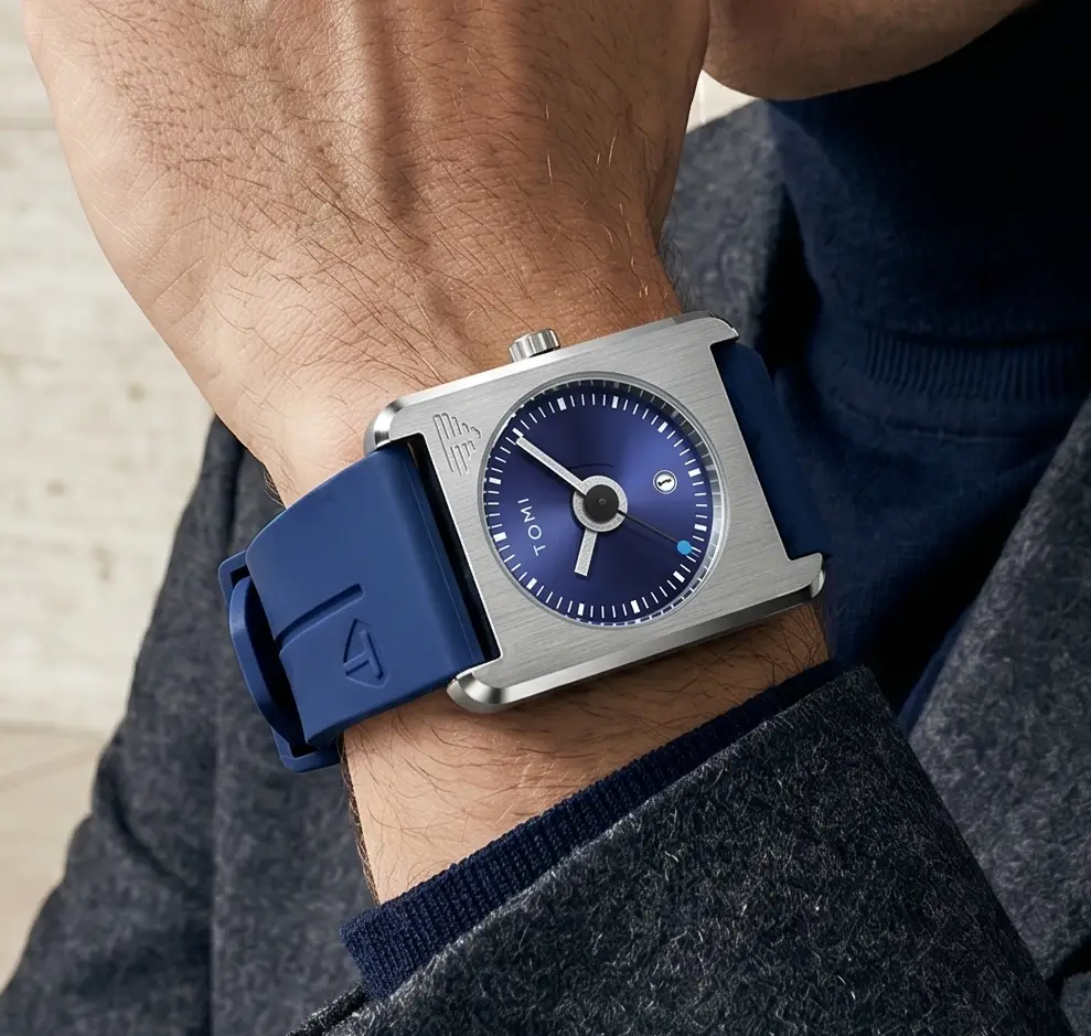 Square Quartz Watch With Alloy Case Exclusive Edition by Hegichi
