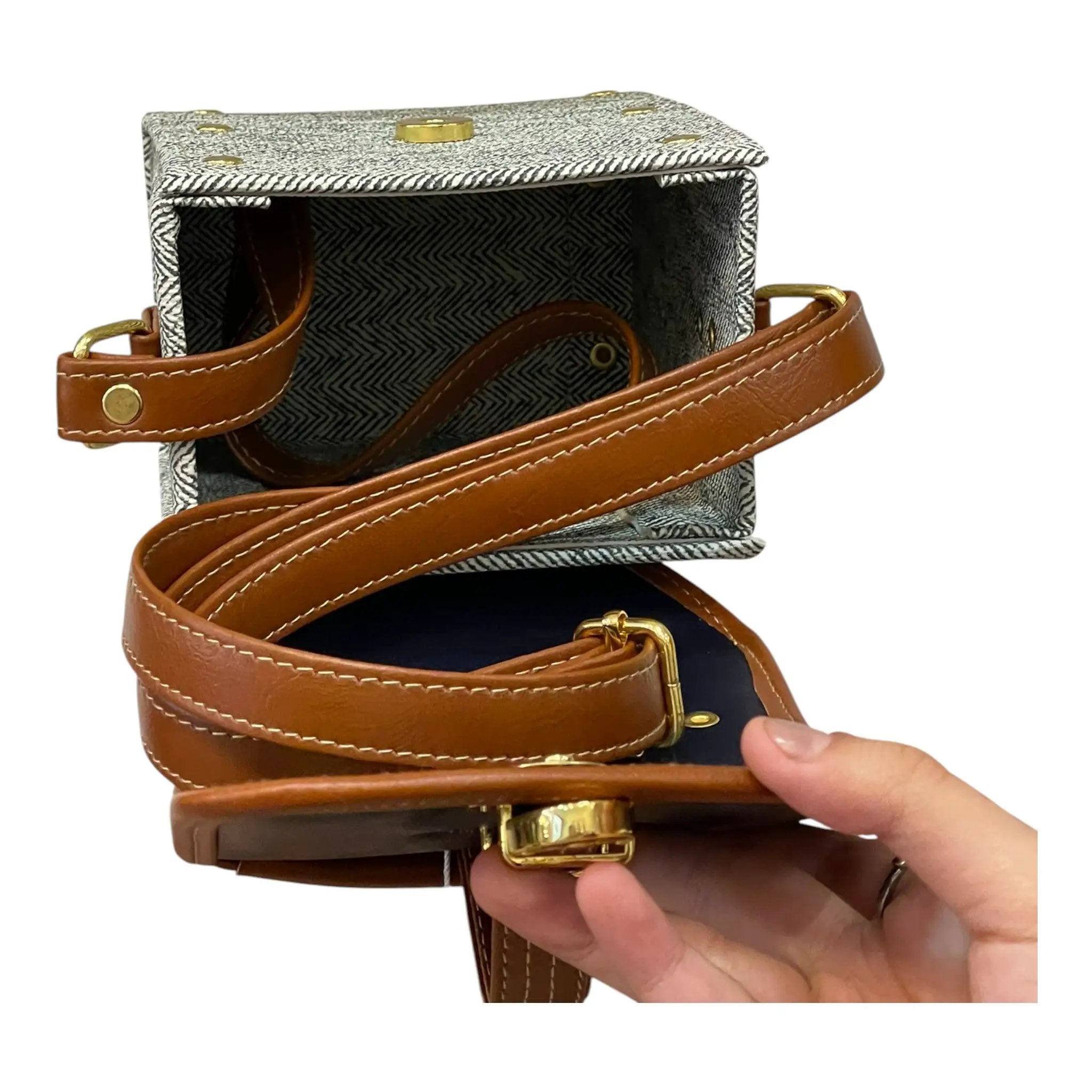 Vegan Leather Crossbody – Handmade Tweed Compact Bag With Adjustable Strap by navichi