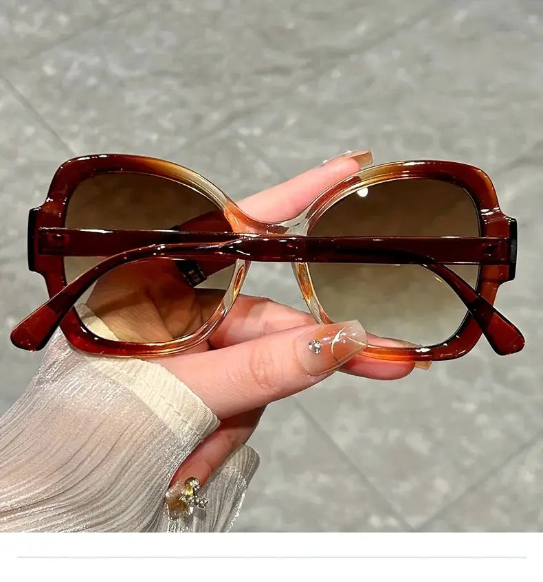 Y2K Oversized Sunglasses – Fashion Sunglasses with Green Jelly Frame & Anti-Reflective Lenses by Adornity