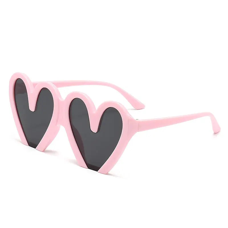 Vintage Sunglasses Women Men Heart Core Sun Glasses Female Retro Round Sunglasses for Male Eyewear Eye Glasses Sunglasses by Hegichi