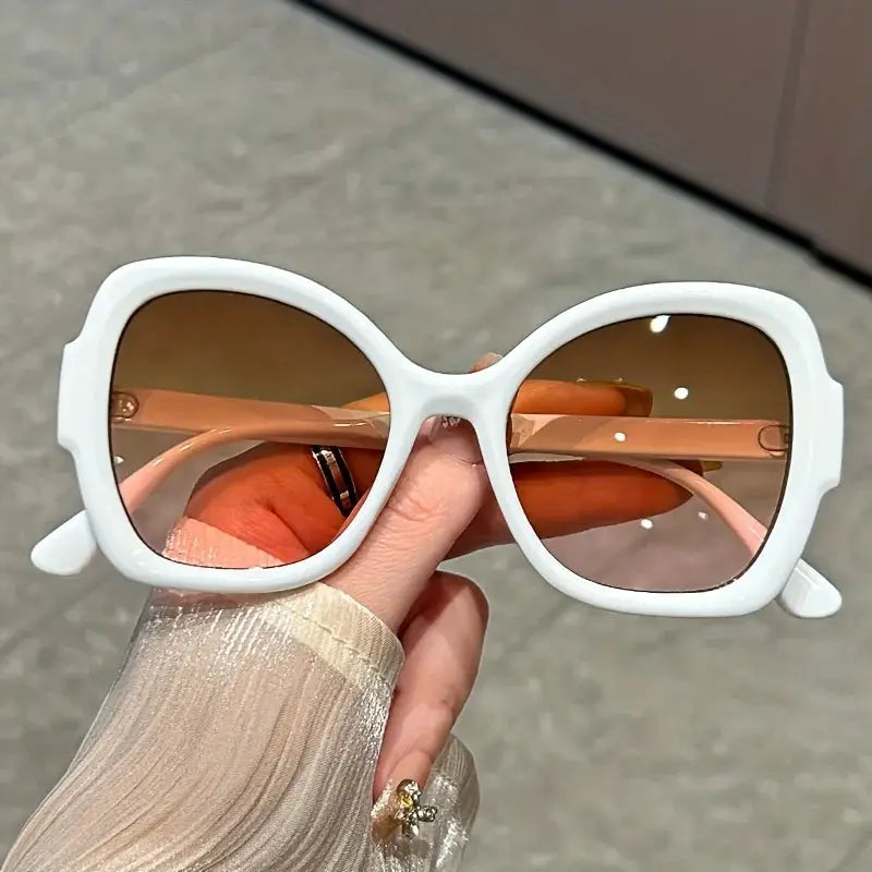 Y2K Oversized Sunglasses – Fashion Sunglasses with Green Jelly Frame & Anti-Reflective Lenses by Adornity