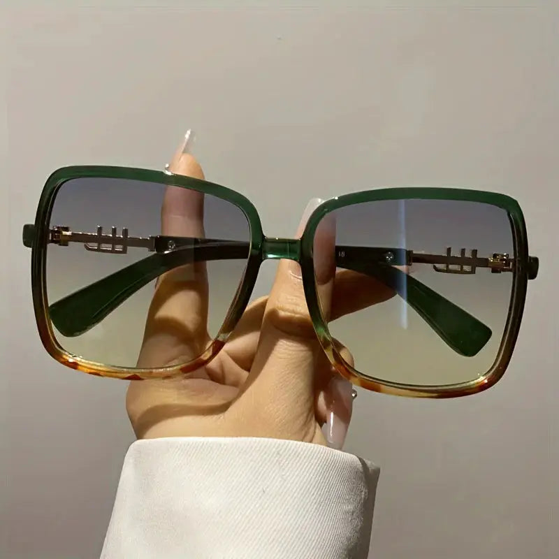 Bold Two-Tone Sunglasses – Oversized Retro Gradient Lens by Adornity