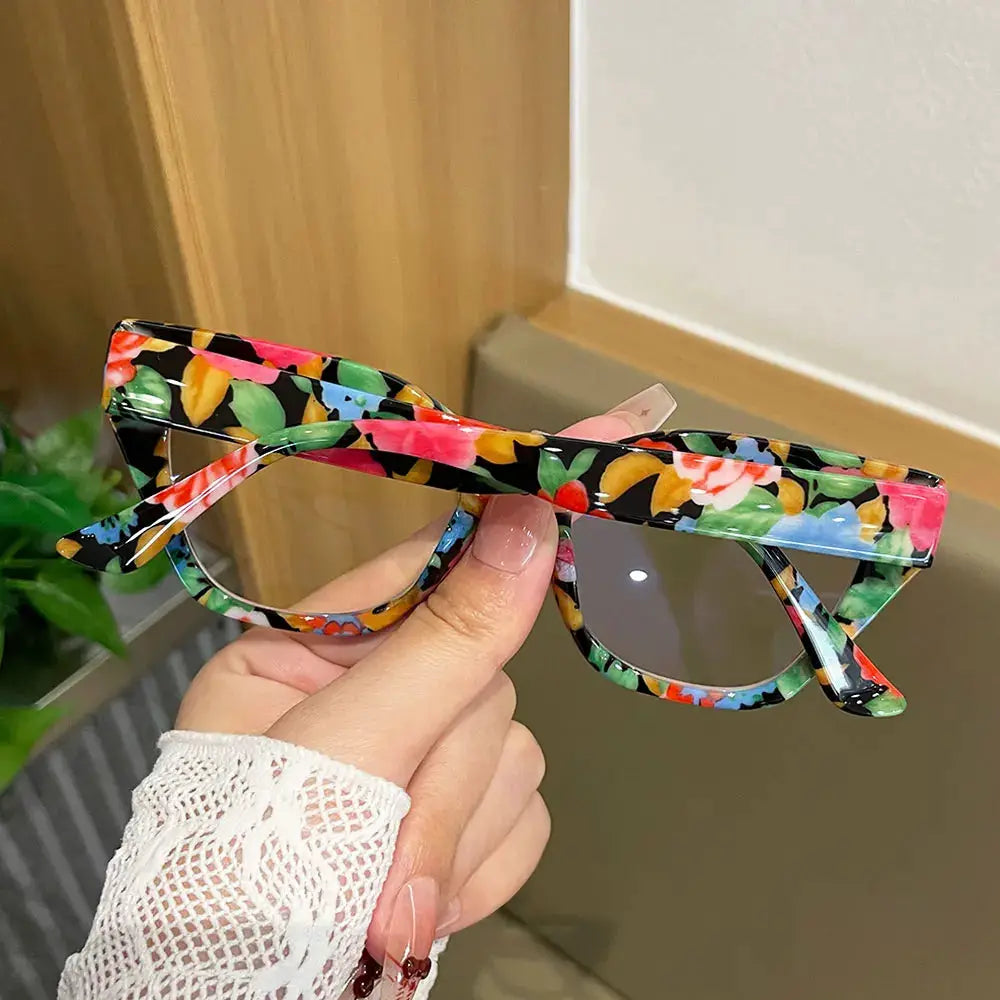 Retro Floral Cat-Eye Reading Glasses for Women, Fashionable Printed Large-Frame Anti-Blue Light Reading Glasses, Personalized Colorful Pattern High-Definition Reading Glasses by Hegichi