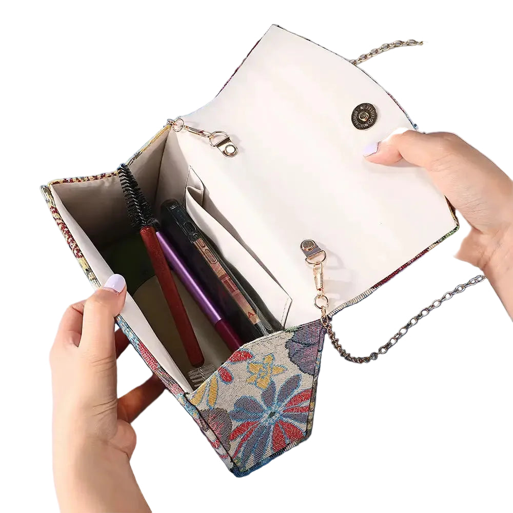 New trend flower decoration dinner bag fashion lady handbag celebrity travel storage bag wedding party evening dress gift bag by Hegichi